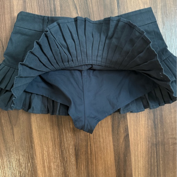 Lioness Black Mini Skirt - Picture 3 of 3